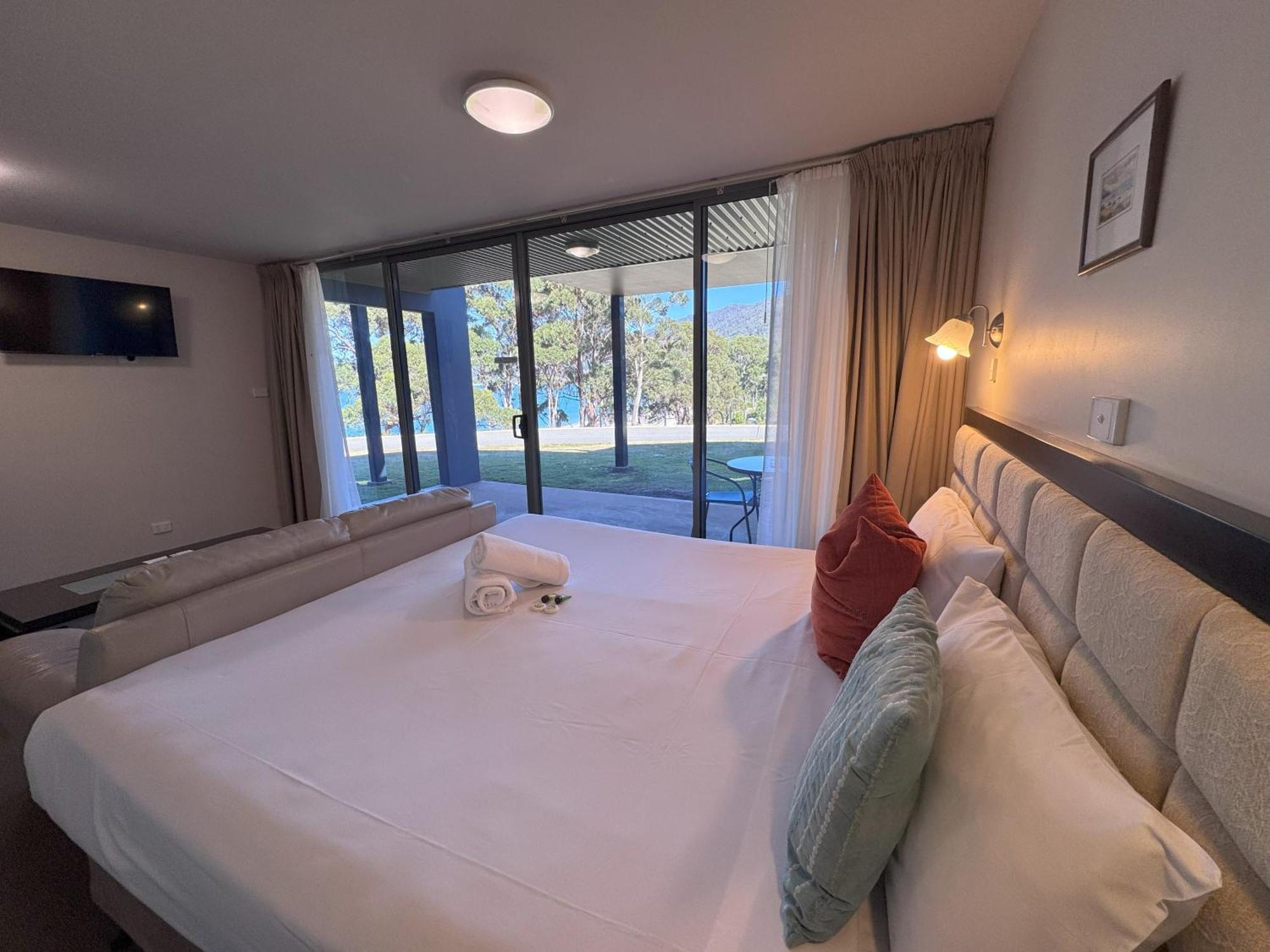 Lufra Beachside Hotel Eaglehawk Neck Oda fotoğraf
